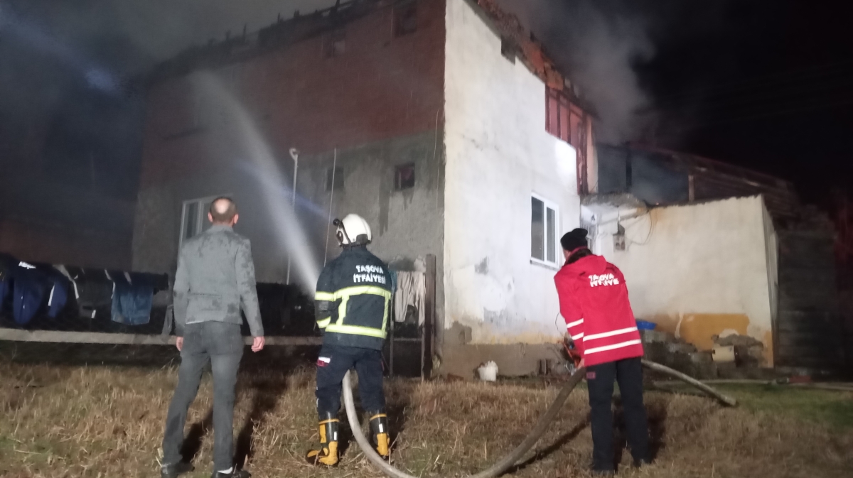 Sepetli Köyünde Yangın
