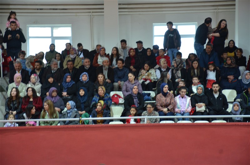 Taşova’da 23 Nisan Ulusal Egemenlik ve Çocuk Bayramı Kutlandı