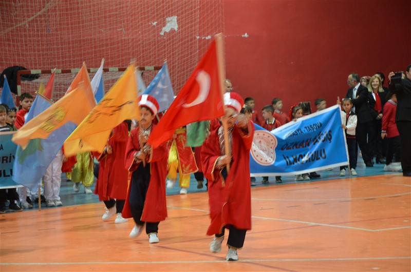 Taşova’da 23 Nisan Ulusal Egemenlik ve Çocuk Bayramı Kutlandı