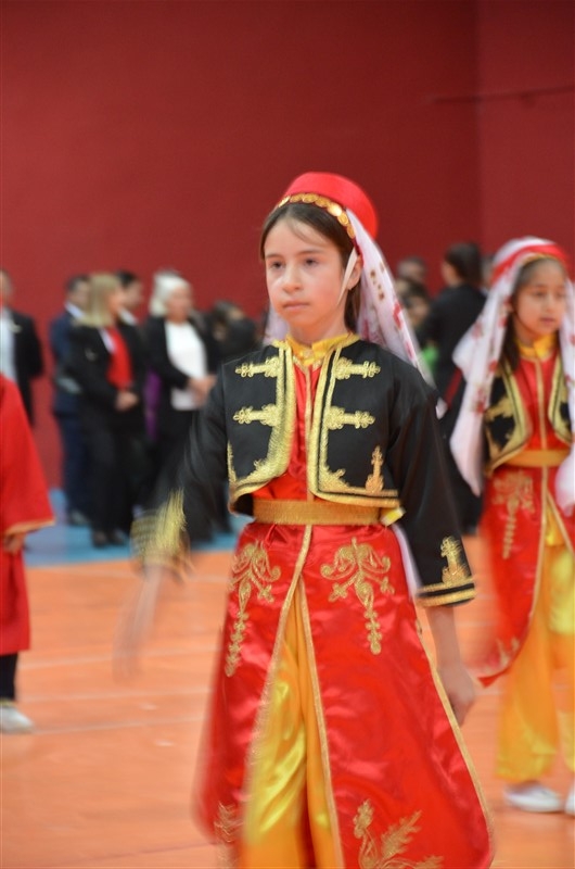 Taşova’da 23 Nisan Ulusal Egemenlik ve Çocuk Bayramı Kutlandı