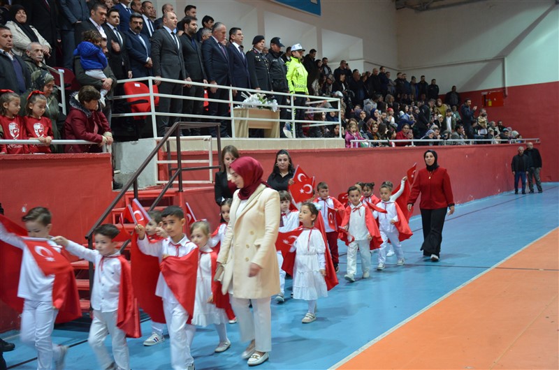 Taşova’da 23 Nisan Ulusal Egemenlik ve Çocuk Bayramı Kutlandı