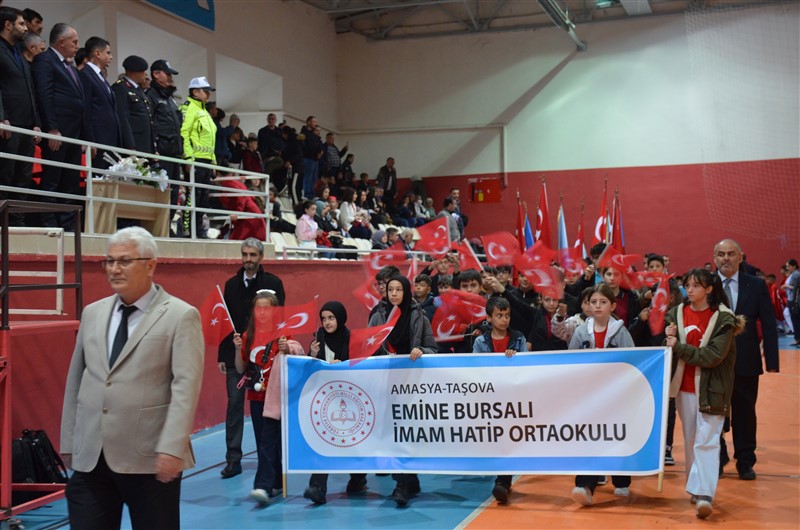 Taşova’da 23 Nisan Ulusal Egemenlik ve Çocuk Bayramı Kutlandı