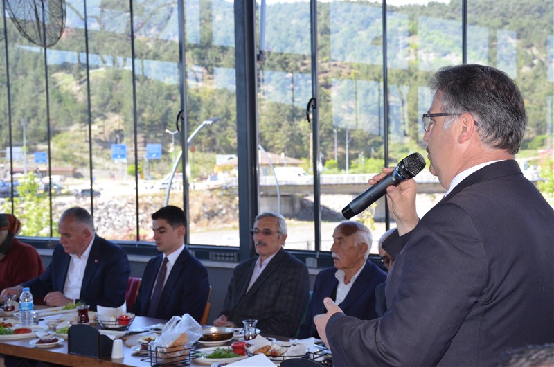Taşova’da Gönül Birliği: Orman Köylüleri Dayanışma Kahvaltısında Buluştu