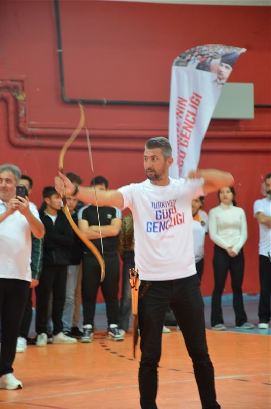 Taşova 19 Mayıs Atatürk'ü Anma, Gençlik ve Spor Bayramı Gösterileri