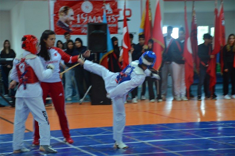 Taşova 19 Mayıs Atatürk'ü Anma, Gençlik ve Spor Bayramı Gösterileri