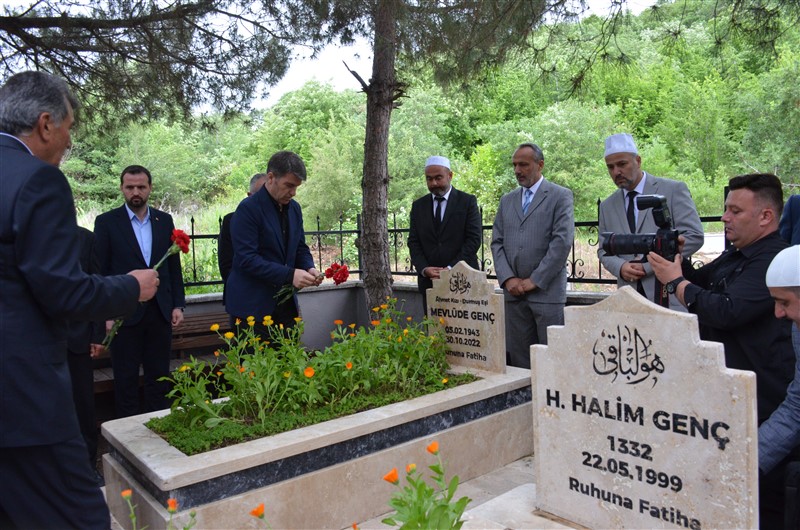Solingen Faciası'nın 33. Yılında Taşova'da Anma Programı Düzenlendi