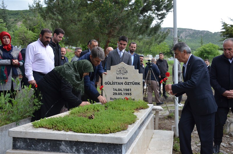 Solingen Faciası'nın 33. Yılında Taşova'da Anma Programı Düzenlendi