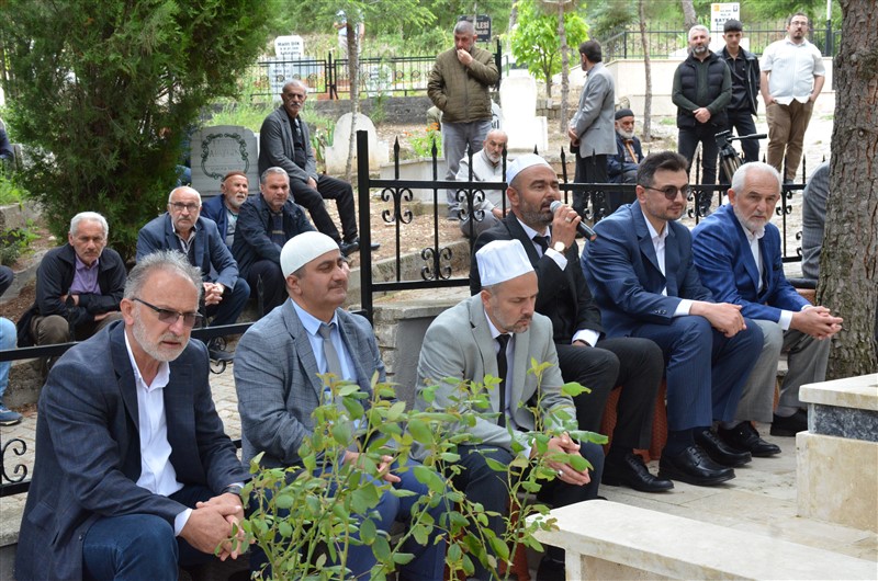Solingen Faciası'nın 33. Yılında Taşova'da Anma Programı Düzenlendi