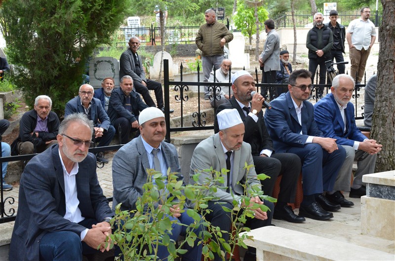 Solingen Faciası'nın 33. Yılında Taşova'da Anma Programı Düzenlendi