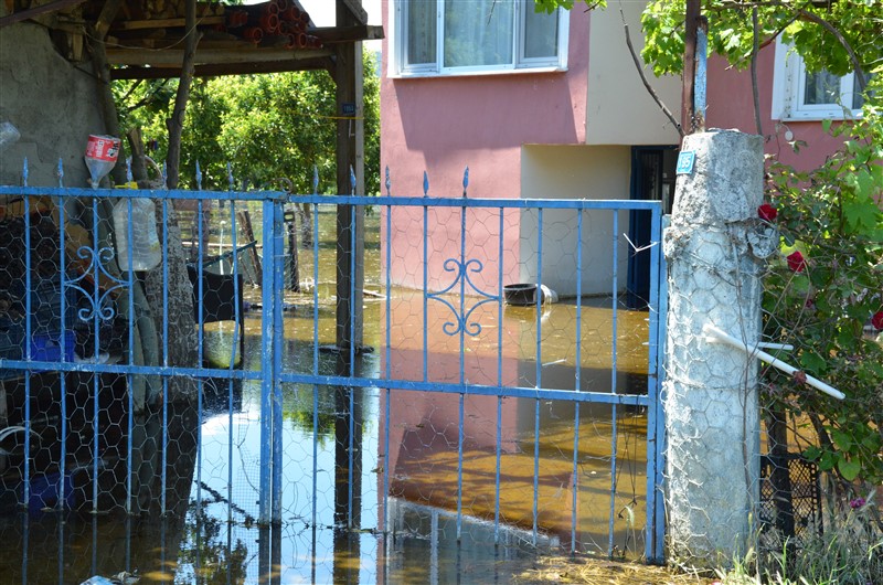 Taşova’da Sel Mağduriyeti: 17 Gündür Evine Giremiyor!