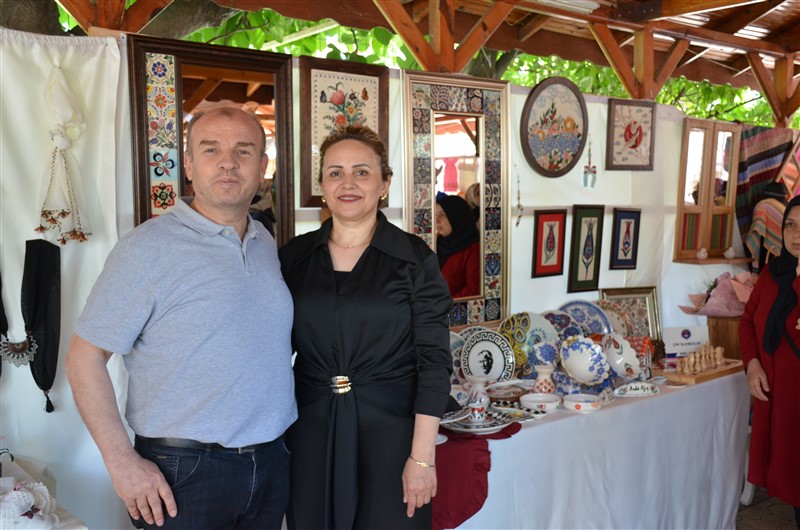 Taşova'da Hayat Boyu Öğrenme Coşkusu: Yıl Sonu Sergisi Açıldı