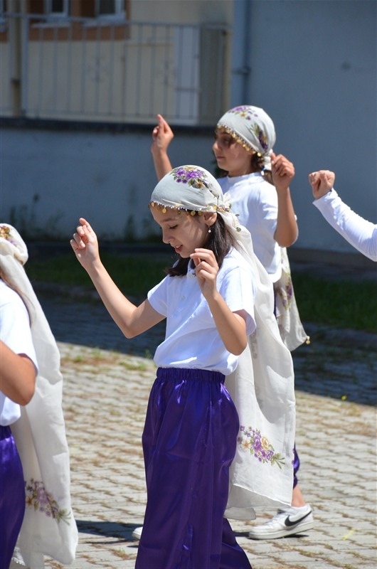 Taşova'da Hayat Boyu Öğrenme Coşkusu: Yıl Sonu Sergisi Açıldı