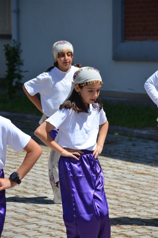 Taşova'da Hayat Boyu Öğrenme Coşkusu: Yıl Sonu Sergisi Açıldı