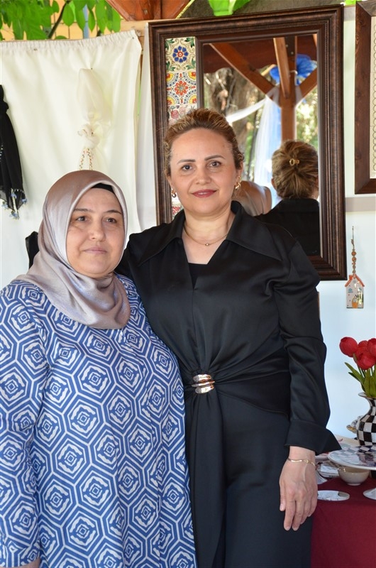 Taşova'da Hayat Boyu Öğrenme Coşkusu: Yıl Sonu Sergisi Açıldı