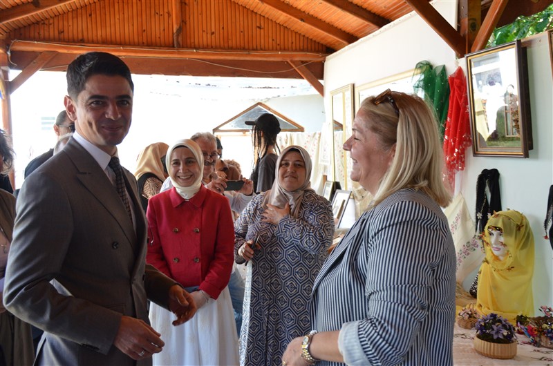 Taşova'da Hayat Boyu Öğrenme Coşkusu: Yıl Sonu Sergisi Açıldı