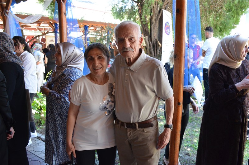 Taşova'da Hayat Boyu Öğrenme Coşkusu: Yıl Sonu Sergisi Açıldı