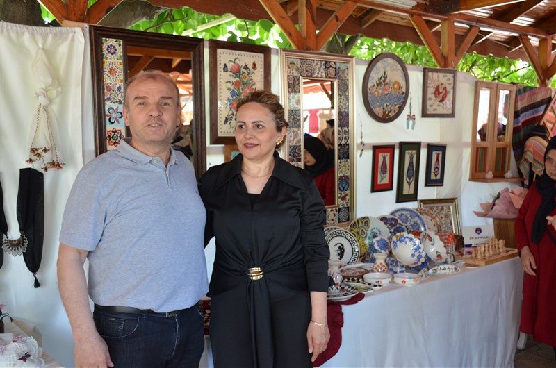 Taşova'da Hayat Boyu Öğrenme Coşkusu: Yıl Sonu Sergisi Açıldı