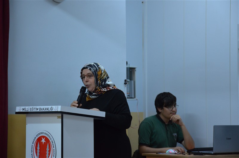 Eğitimci-Yazar Recep Seyhan’ın İsmi Görev Yaptığı Okulda Açılan Kütüphanede Yaşatılacak