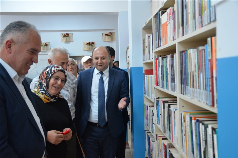 Eğitimci-Yazar Recep Seyhan’ın İsmi Görev Yaptığı Okulda Açılan Kütüphanede Yaşatılacak