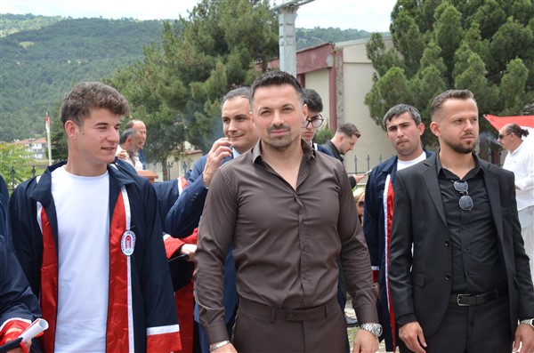 Taşova Yüksel Akın MYO’da Mezuniyet Heyecanı