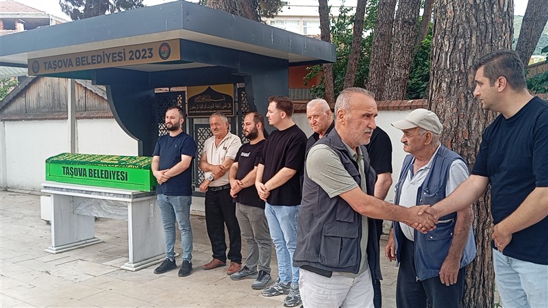 Zekayi Gündüz Toprağa Verildi