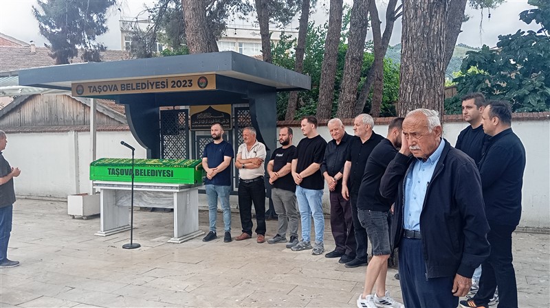 Zekayi Gündüz Toprağa Verildi