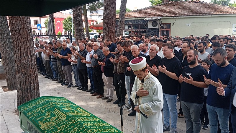 Zekayi Gündüz Toprağa Verildi