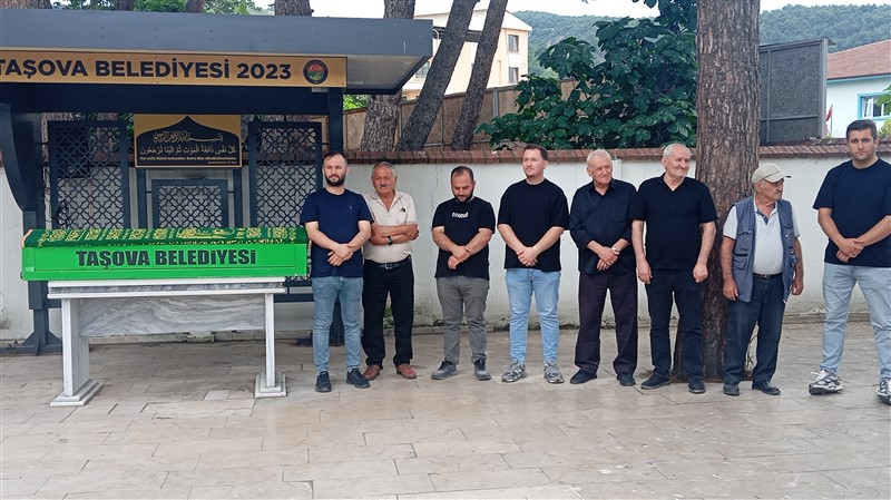 Zekayi Gündüz Toprağa Verildi