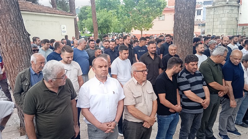 Zekayi Gündüz Toprağa Verildi