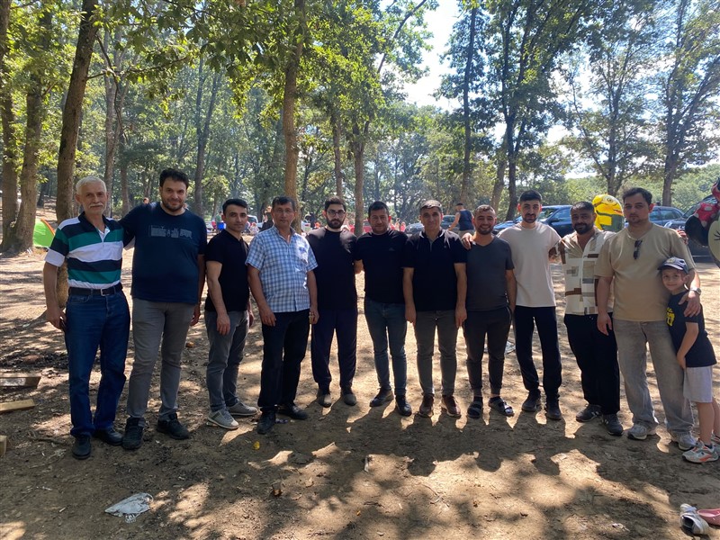 İstanbul'da Devre Köyü Rüzgarı: Piknik Şöleninde Birlik ve Beraberlik Ruhu!