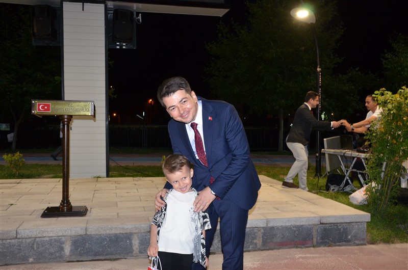 Taşova’da 15 Temmuz Ruhu Tek Yürek Oldu: Anma Programı Yoğun Katılımla Gerçekleştirildi