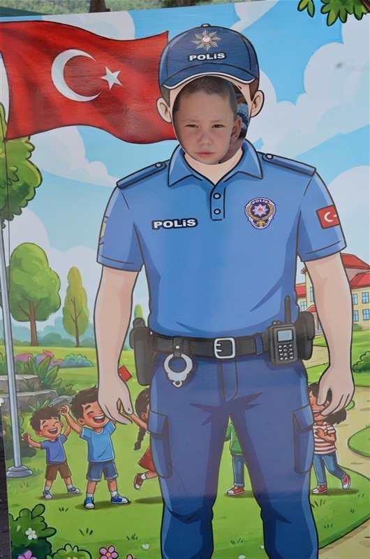 TAŞOVA EMNİYETİ VE NOTERLER BİRLİĞİ'NDEN DOLANDIRICILARA KARŞI GENİŞ KAPSAMLI UYARI