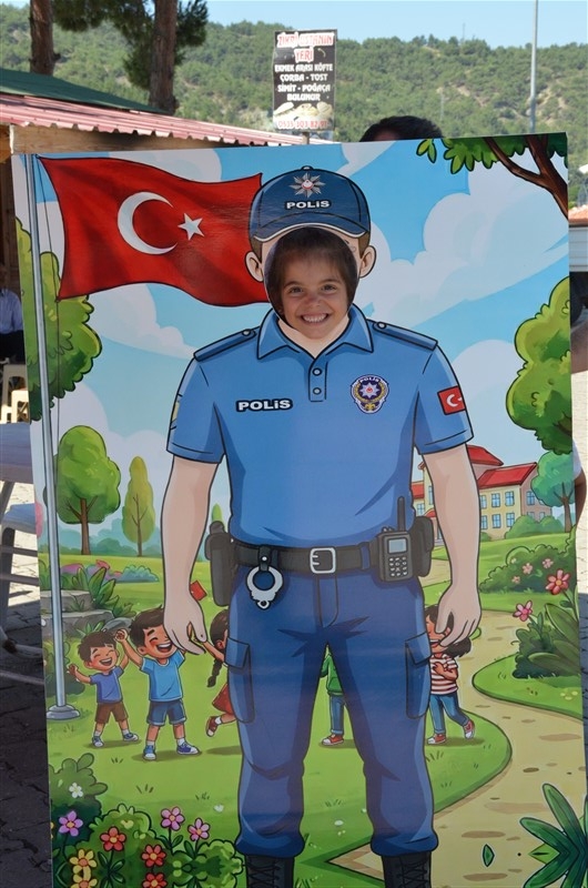 TAŞOVA EMNİYETİ VE NOTERLER BİRLİĞİ'NDEN DOLANDIRICILARA KARŞI GENİŞ KAPSAMLI UYARI