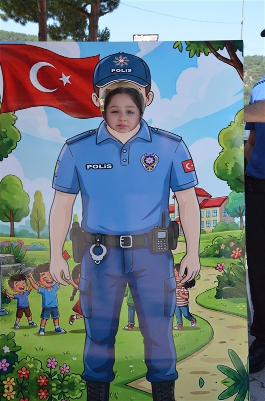 TAŞOVA EMNİYETİ VE NOTERLER BİRLİĞİ'NDEN DOLANDIRICILARA KARŞI GENİŞ KAPSAMLI UYARI