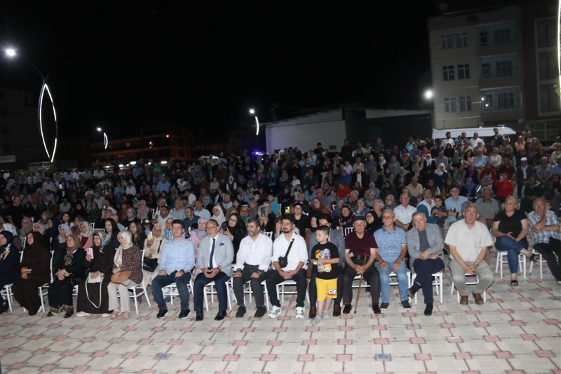 TAŞOVA’DA ANLAMLI GECE: İYİLİK HAREKETİ’NDEN GÖNÜLLERE DOKUNAN BULUŞMA
