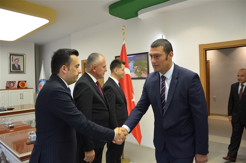 Zafer Bayramı Taşova’da Coşkuyla Kutlandı
