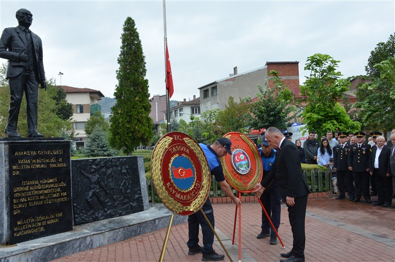 Zafer Bayramı Taşova’da Coşkuyla Kutlandı