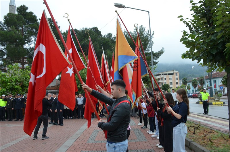 Zafer Bayramı Taşova’da Coşkuyla Kutlandı