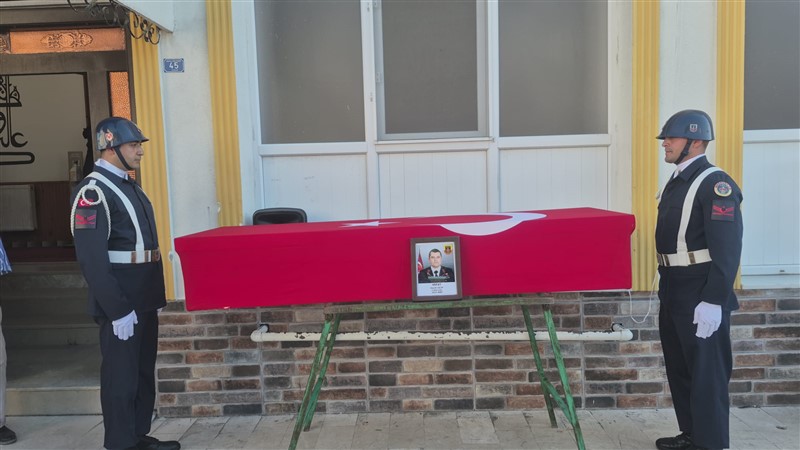 Jandarma Uzman Çavuş Emrah Celep Son Yolculuğuna Uğurlandı