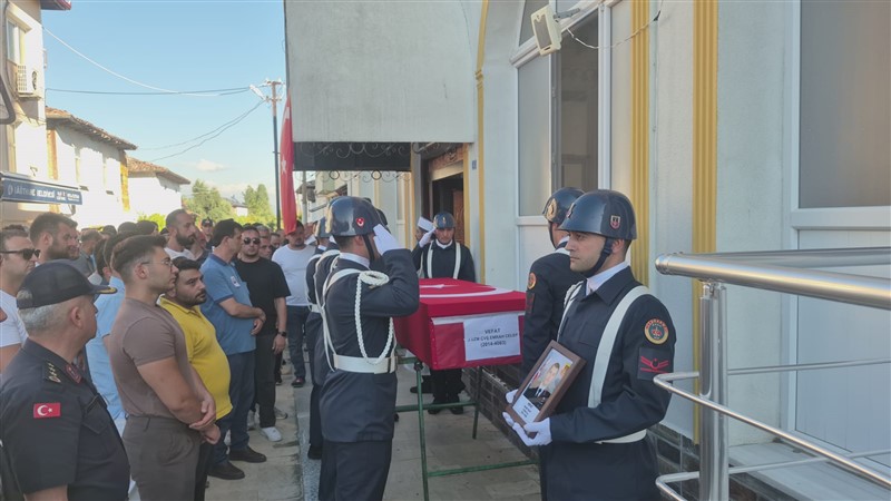 Jandarma Uzman Çavuş Emrah Celep Son Yolculuğuna Uğurlandı