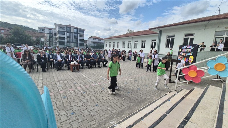Taşova’da İlköğretim Haftası Coşkuyla Kutlandı