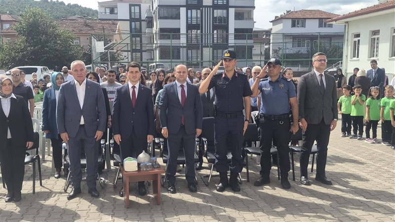 Taşova’da İlköğretim Haftası Coşkuyla Kutlandı