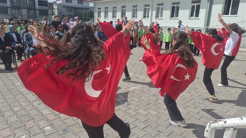 Taşova’da İlköğretim Haftası Coşkuyla Kutlandı