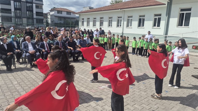 Taşova’da İlköğretim Haftası Coşkuyla Kutlandı