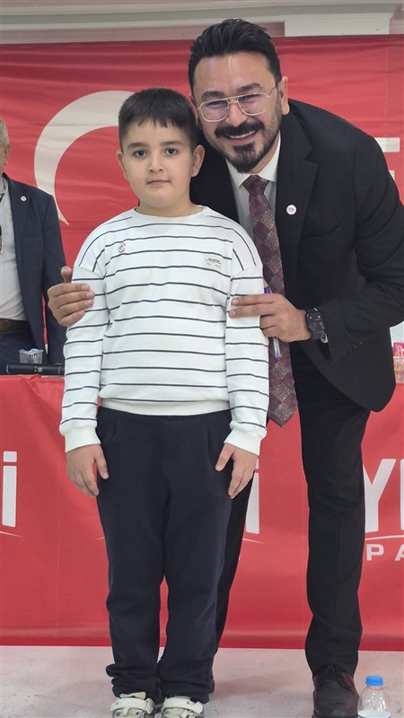 Taşova Yeni Parti’de Ömer Sayan İlçe Başkanı Seçildi