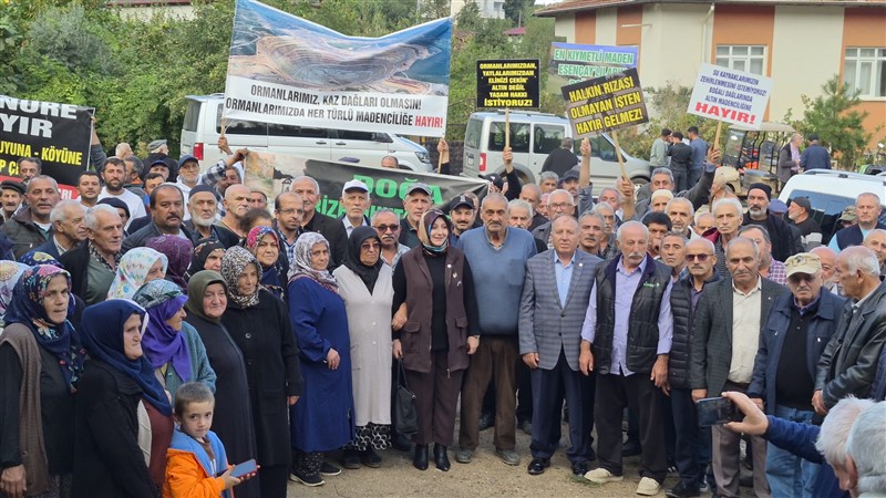 İYİ Partili Melike Tepecik’ten Taşova’da Maden Sondajı Değerlendirme Toplantısı