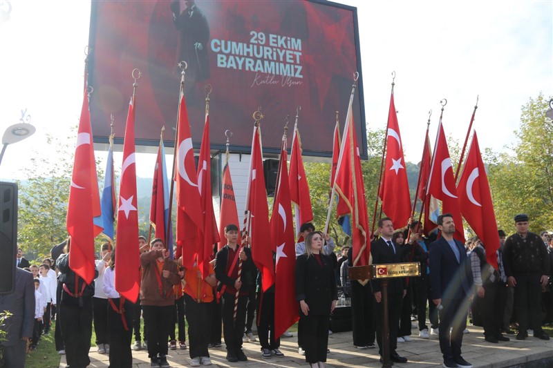 29 Ekim Cumhuriyet Bayramı'nın 103. Yıl Dönümü İlçemizde Coşkuyla Kutlandı