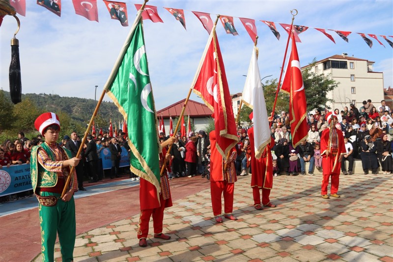 29 Ekim Cumhuriyet Bayramı'nın 103. Yıl Dönümü İlçemizde Coşkuyla Kutlandı