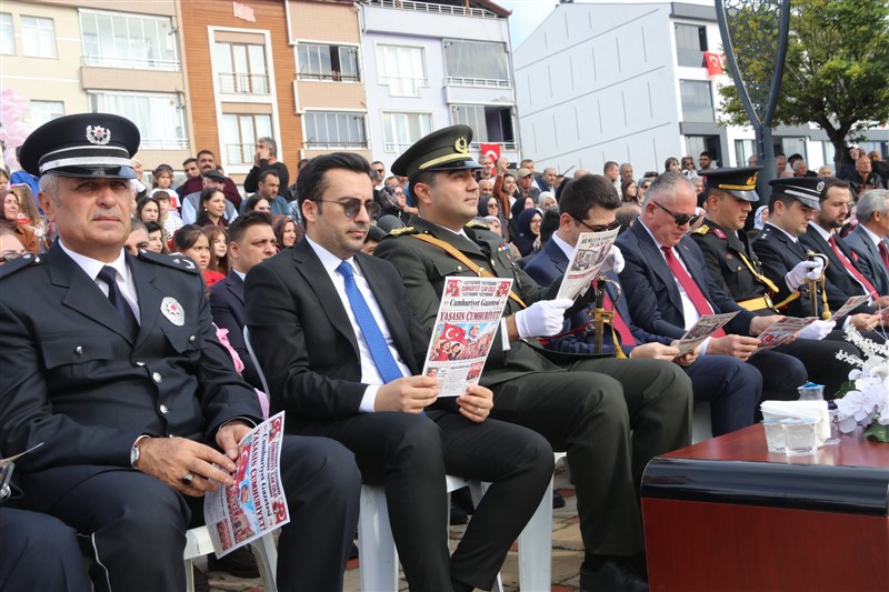 29 Ekim Cumhuriyet Bayramı'nın 103. Yıl Dönümü İlçemizde Coşkuyla Kutlandı
