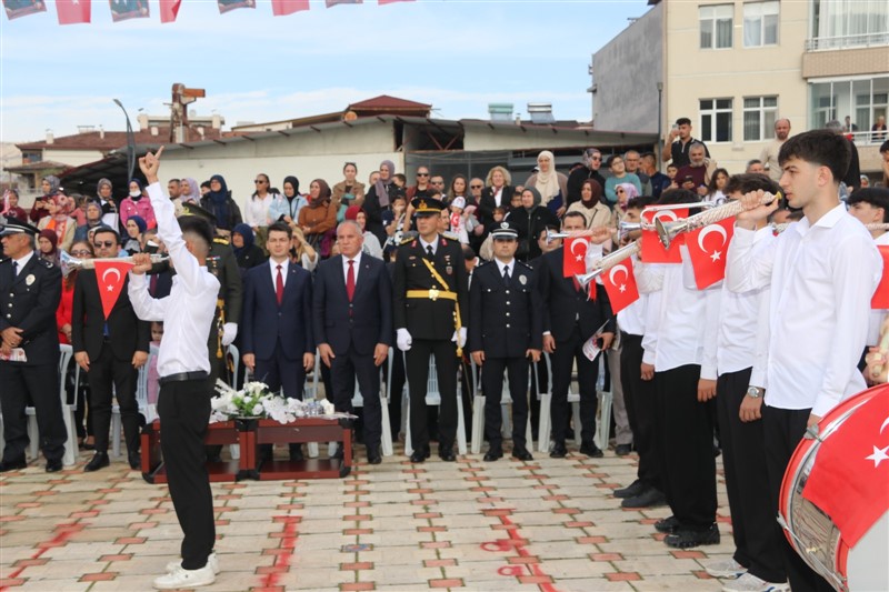 29 Ekim Cumhuriyet Bayramı'nın 103. Yıl Dönümü İlçemizde Coşkuyla Kutlandı